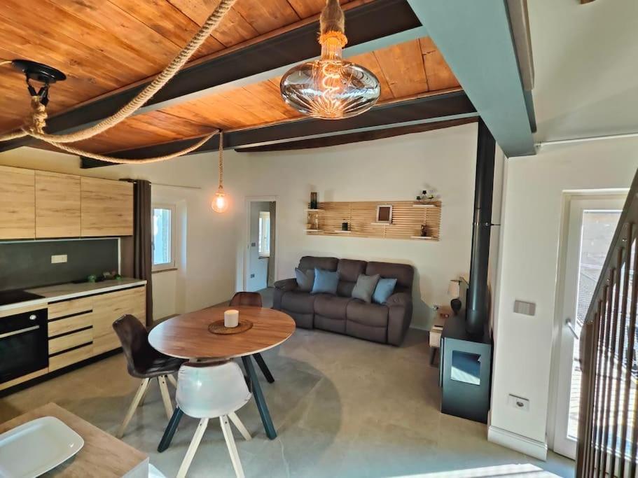 Apartmán Volaterrae Deluxe Loft With Garden Volterra Exteriér fotografie